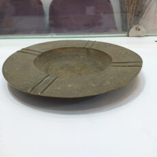 زیر سیگاری برنجی مدل قدیمی