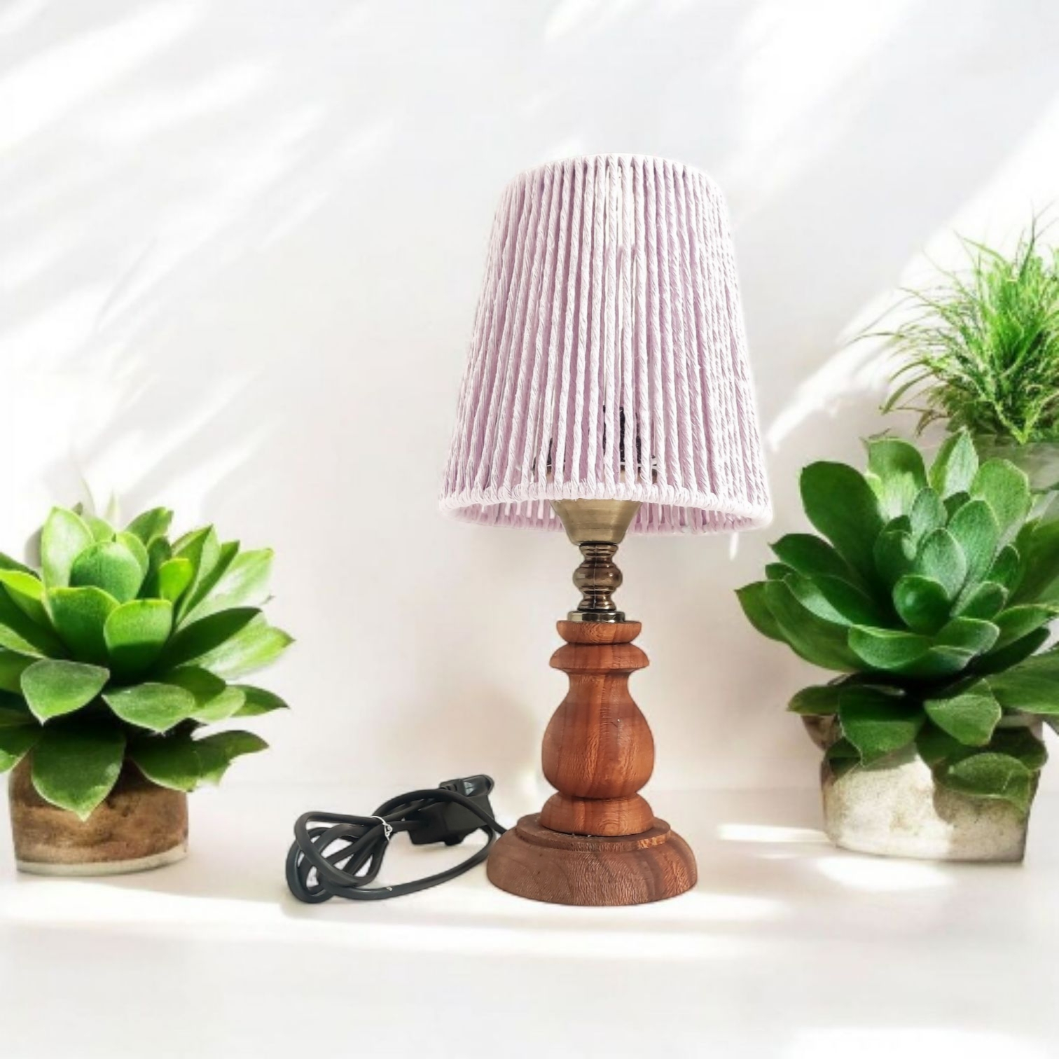 آباژور رومیزی چوبی مدل 01