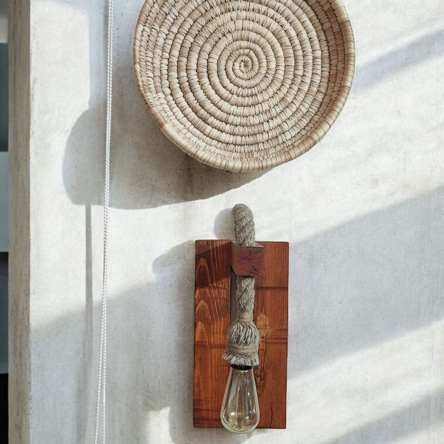 لوستر دیواری مدل H