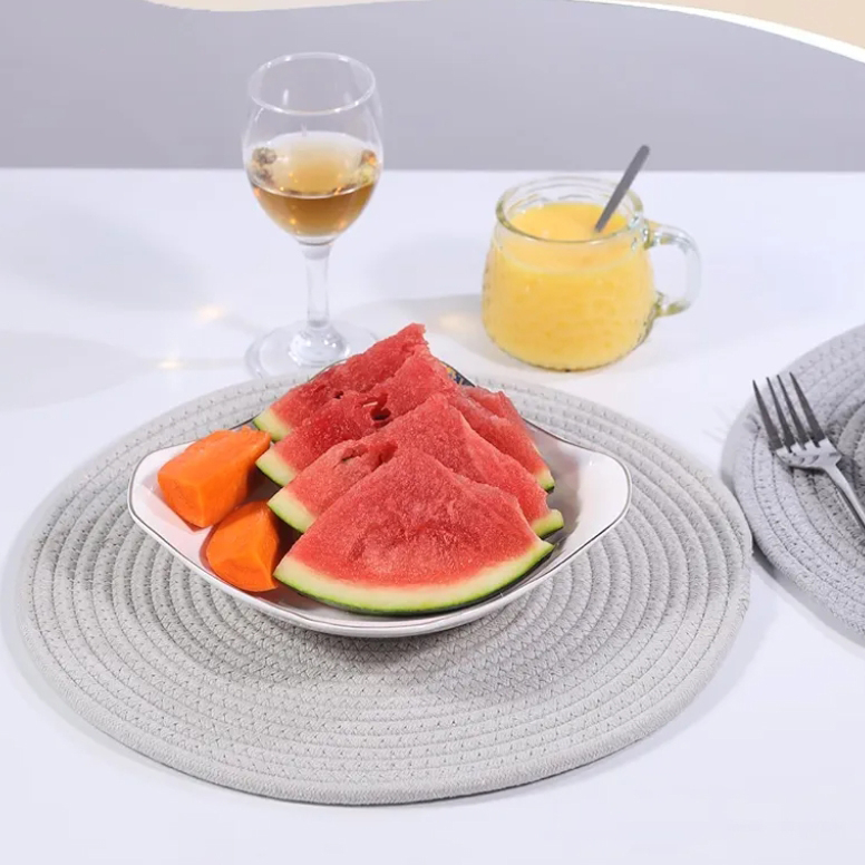 زیربشقابی بافتنی مدل zbt01 بسته 4 عددی