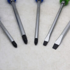 پیچ گوشتی چهارسو و دو سو کراسمن مدل ضربه خور کد YP-CR-149 S2 مجموعه 5 عددی