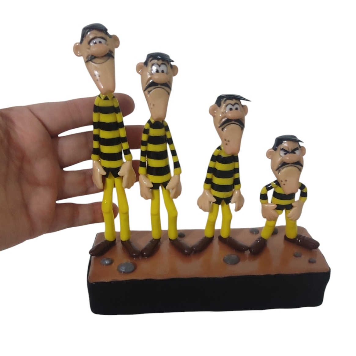 مجسمه مدل برادران دالتون