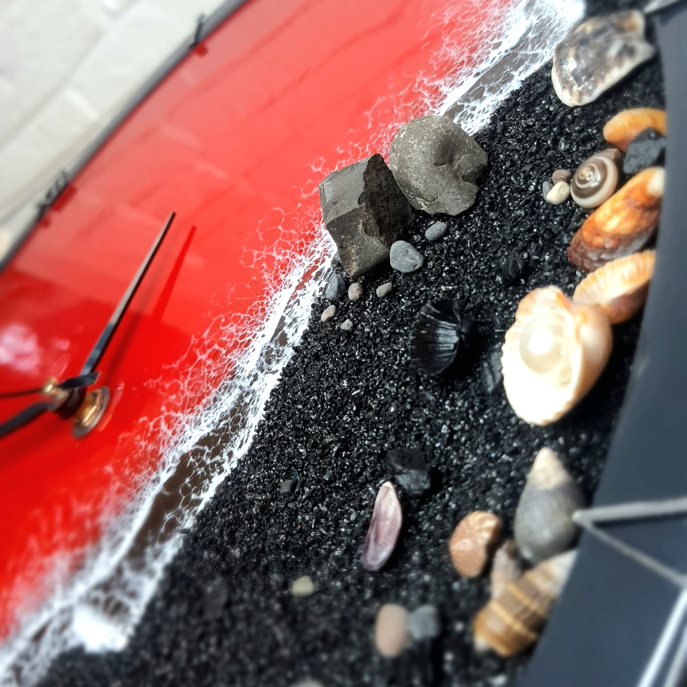 ساعت دیواری رزینی طرح دریا