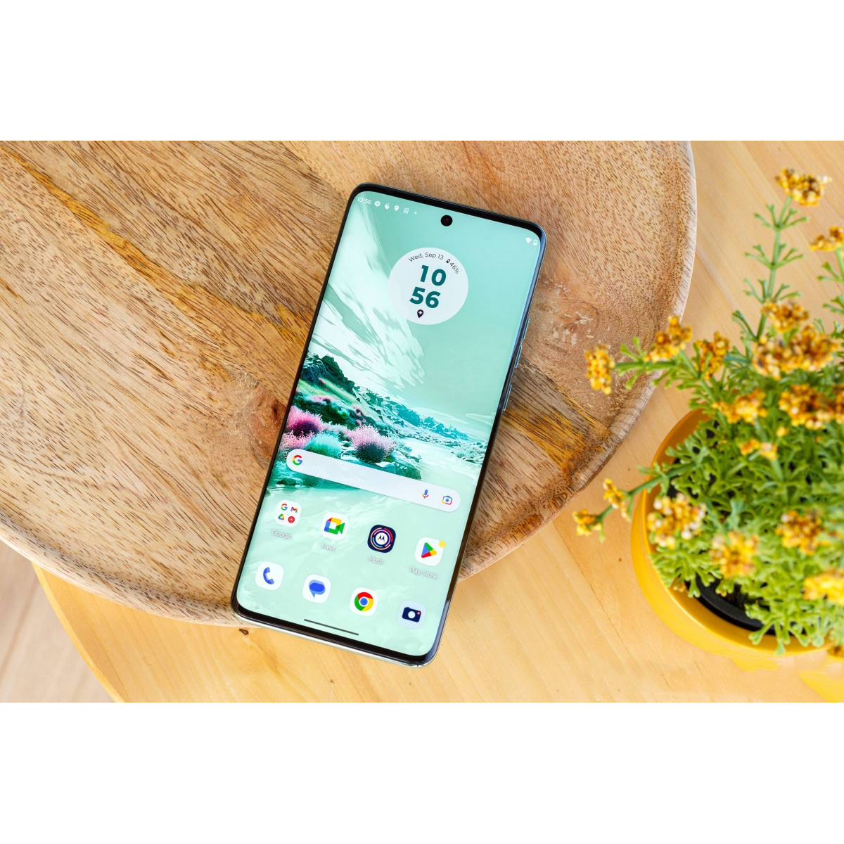 گوشی موبایل موتورولا مدل Edge 40 Neo تک سیم کارت ظرفیت 256 گیگابایت و رم 12 گیگابایت