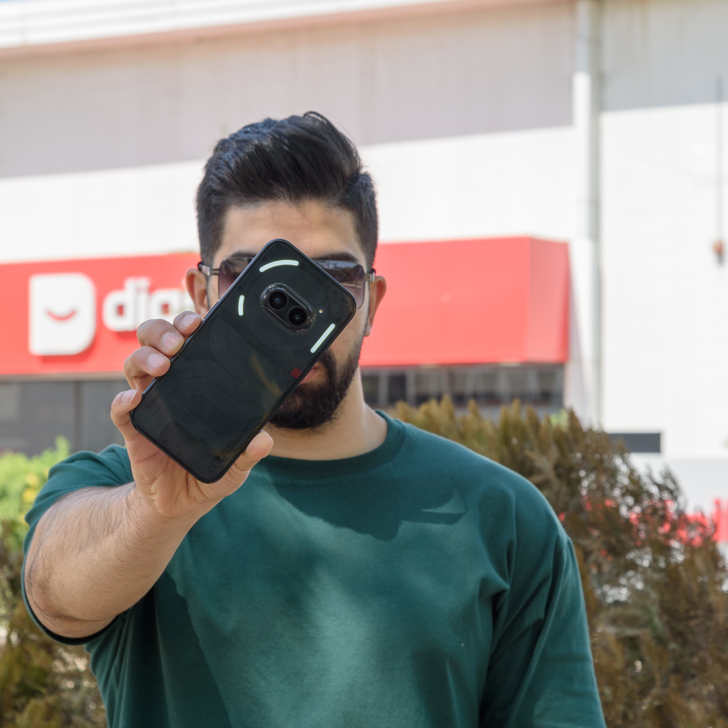 گوشی موبایل ناتینگ مدل Phone 2a دو سیم کارت ظرفیت 128 گیگابایت رم 8 گیگابایت