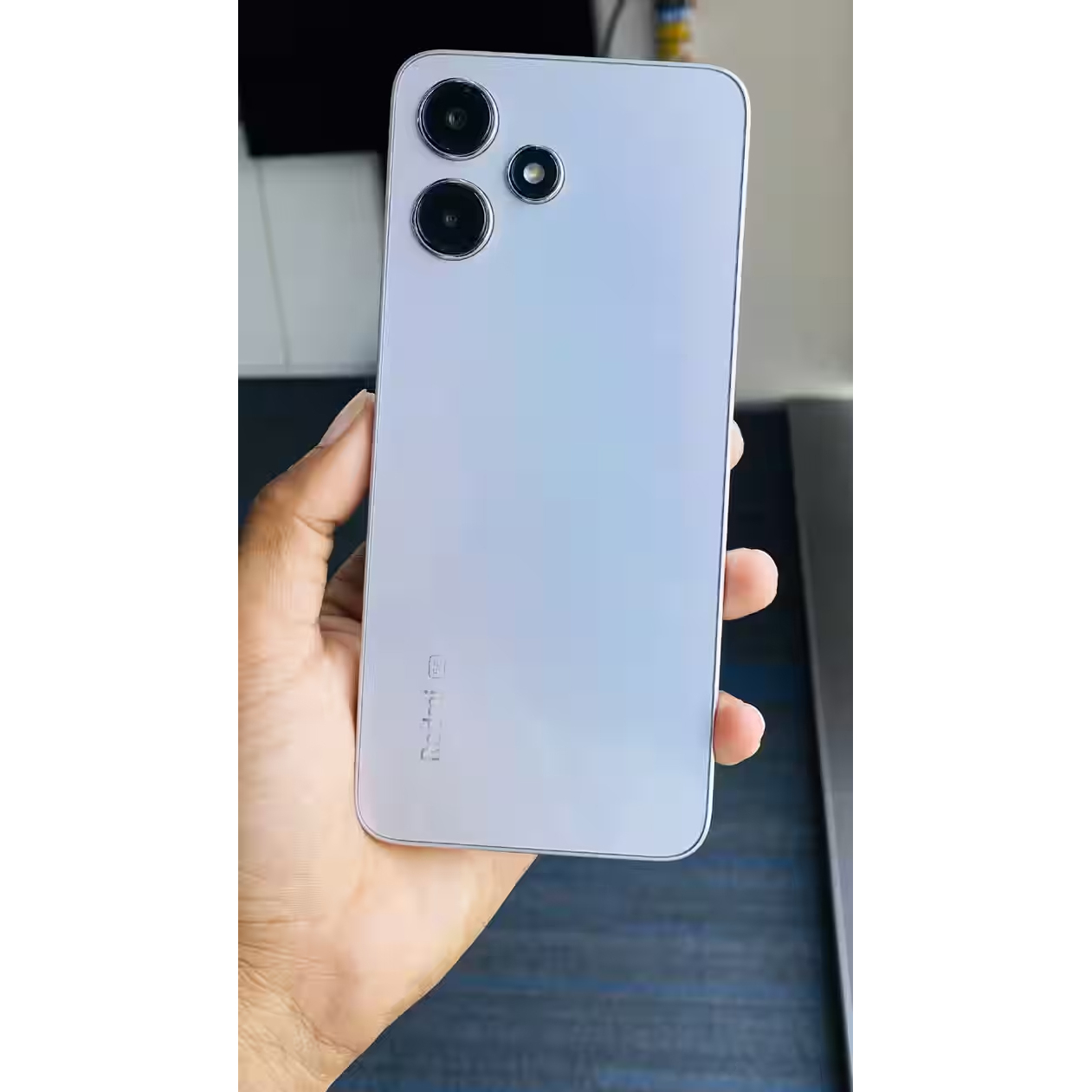 گوشی موبایل شیائومی مدل Redmi 12 5G دو سیم کارت ظرفیت 256 گیگابایت و رم 8 گیگابایت - گلوبال