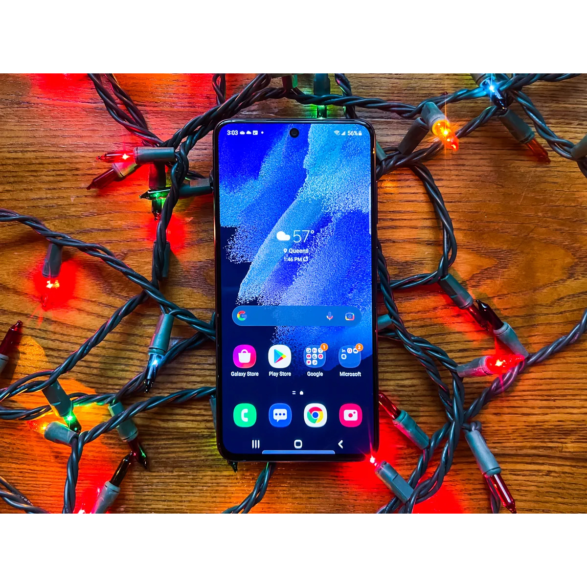 گوشی موبایل سامسونگ مدل Galaxy S21 FE 5G دو سیم‌ کارت ظرفیت 256 گیگابایت و رم 8 گیگابایت نسخه اسنپدراگون - اکتیو - به همراه شارژر 25 وات