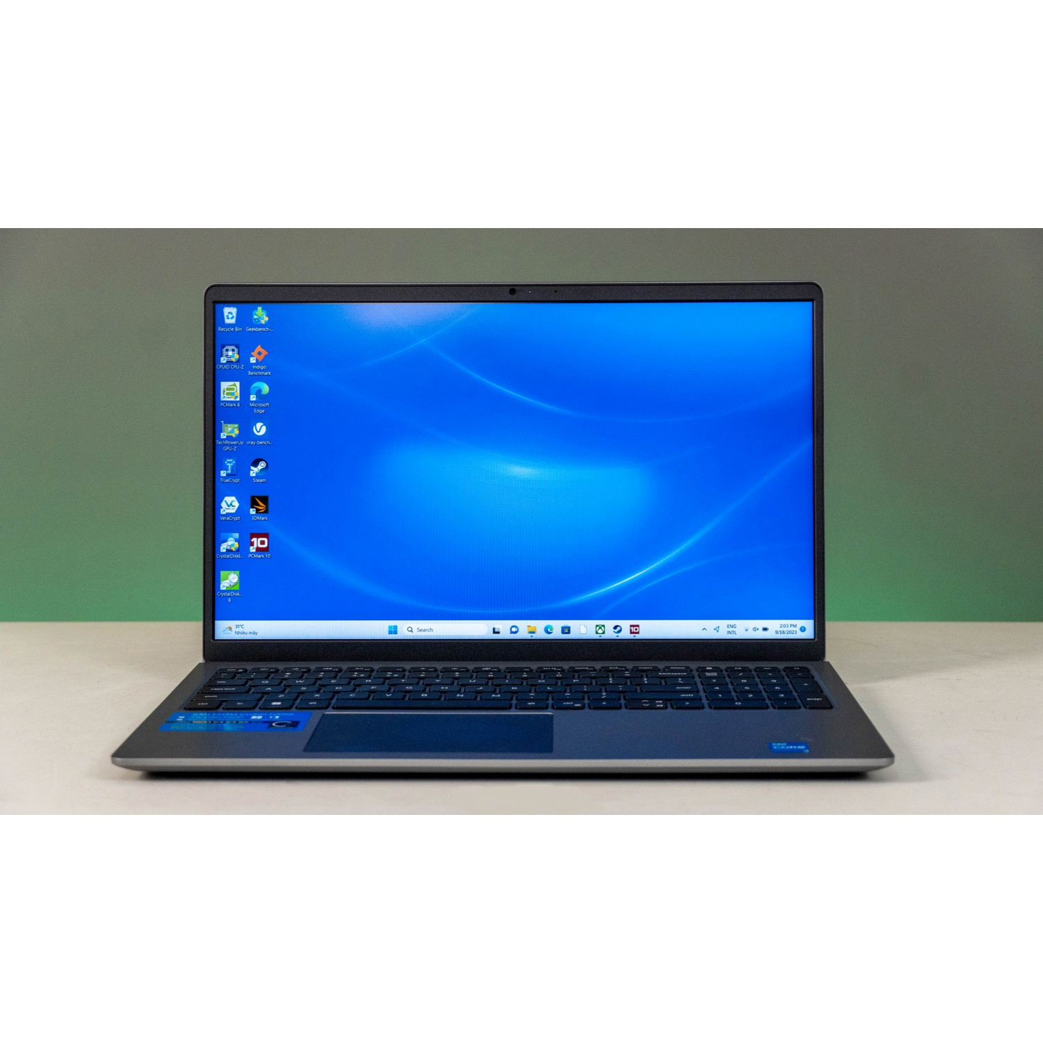 لپ تاپ 15.6 اینچی دل مدل Vostro 3530-i7 1355U-8GB DDR4 2667MHz-512GB SSD-IPS 120Hz