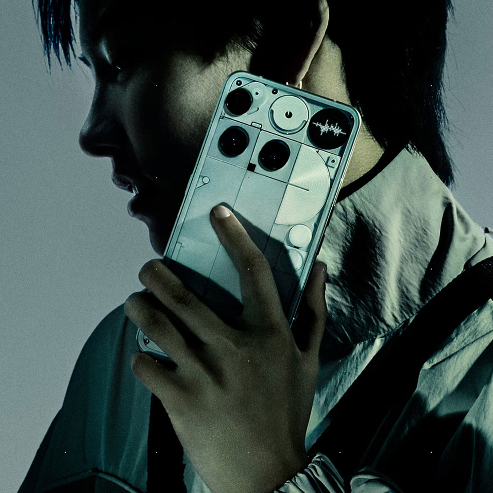 گوشی موبایل ناتینگ مدل Phone 3 دو سیمکارت ظرفیت 256 گیگابایت و رم 12 گیگابایت