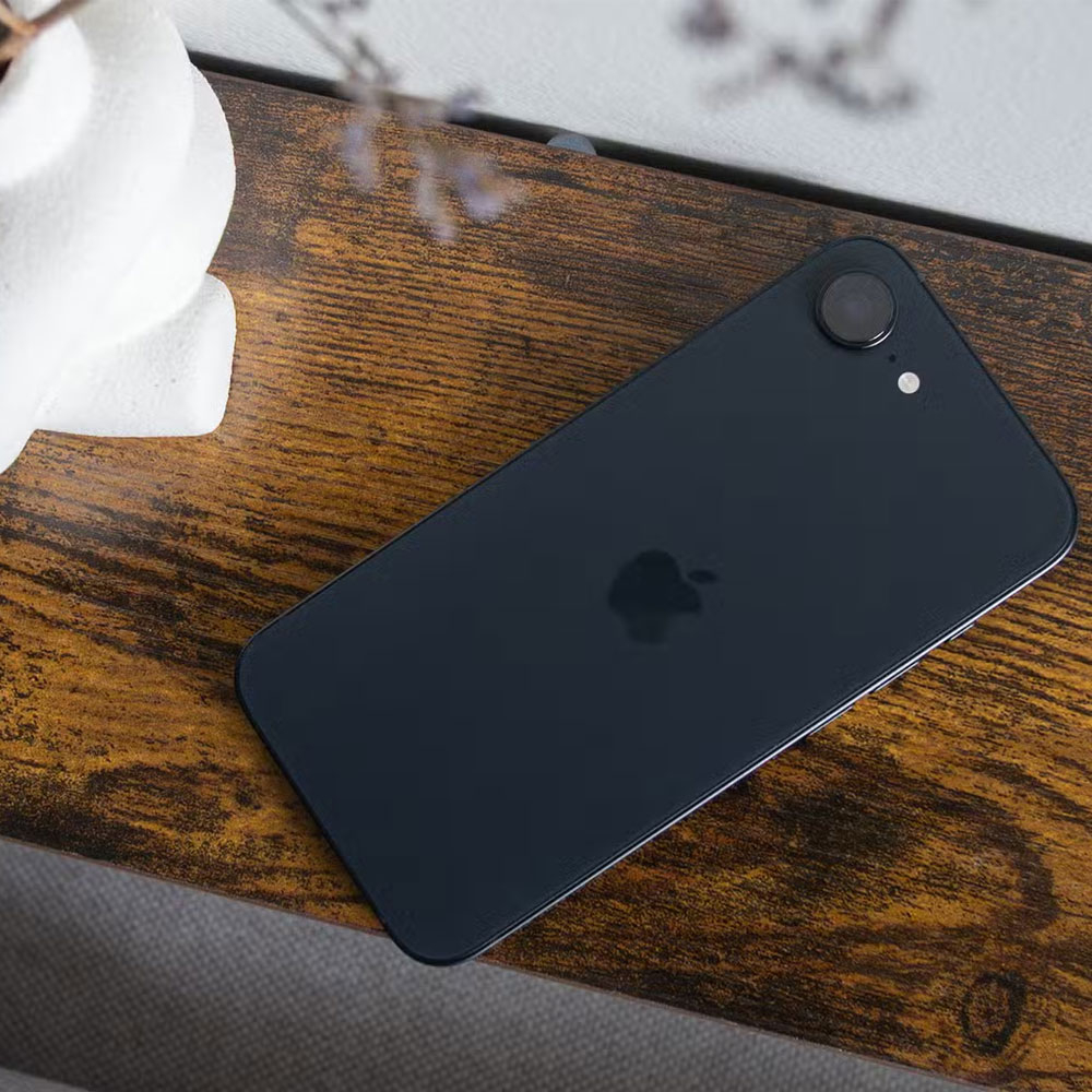 گوشی موبایل اپل مدل iPhone 16e HN تک سیم کارت ظرفیت 128 گیگابایت و رم 8 گیگابایت