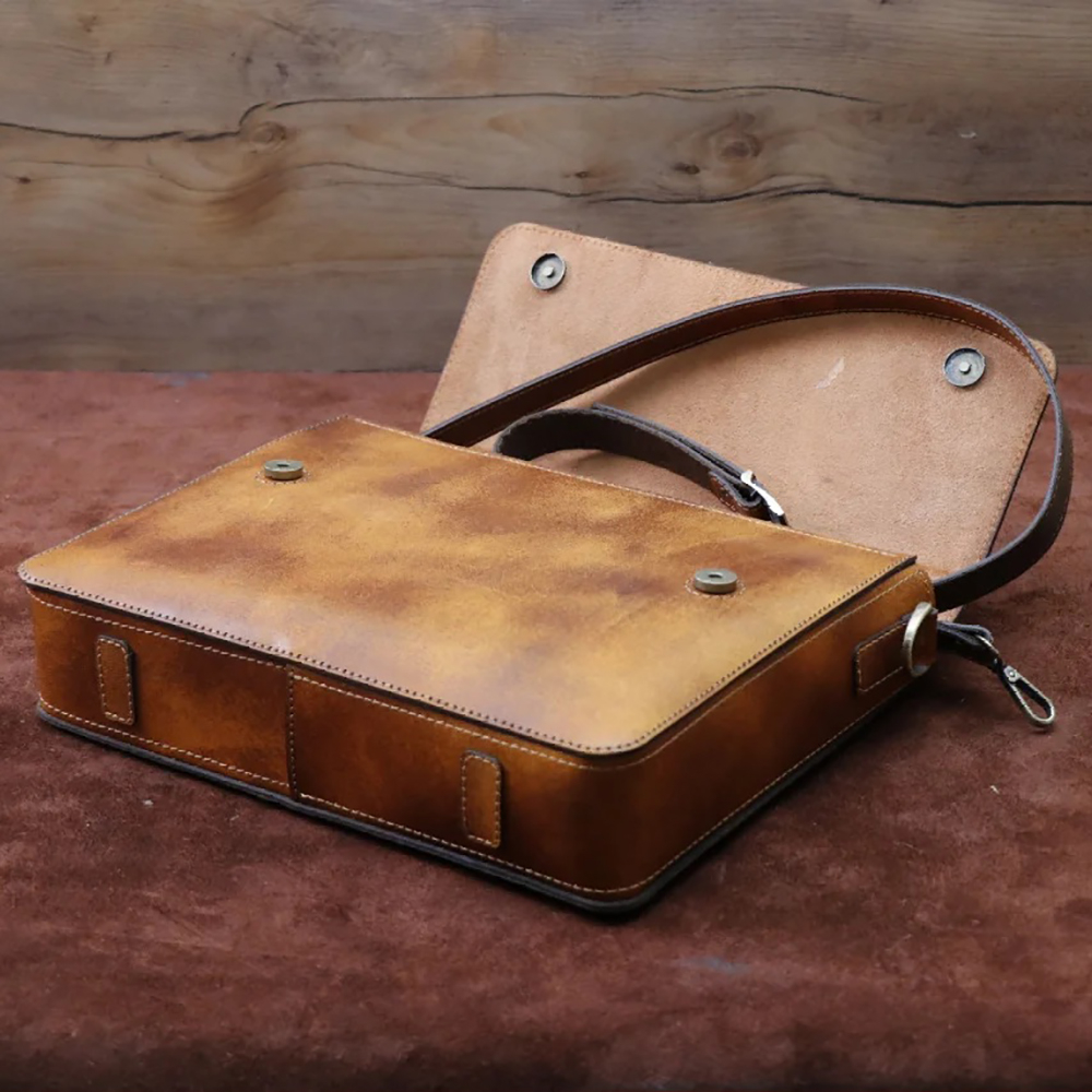 کیف اداری چرم بارثاوا مدل 1105