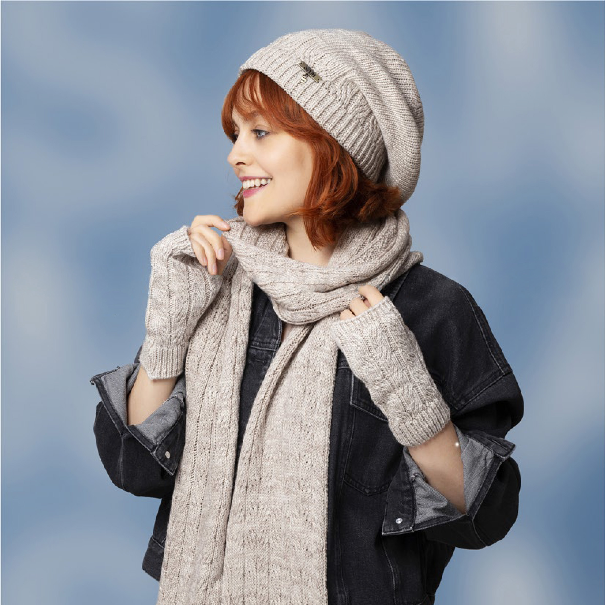 ست کلاه و شال گردن و دستکش بافتنی سام مدل 402