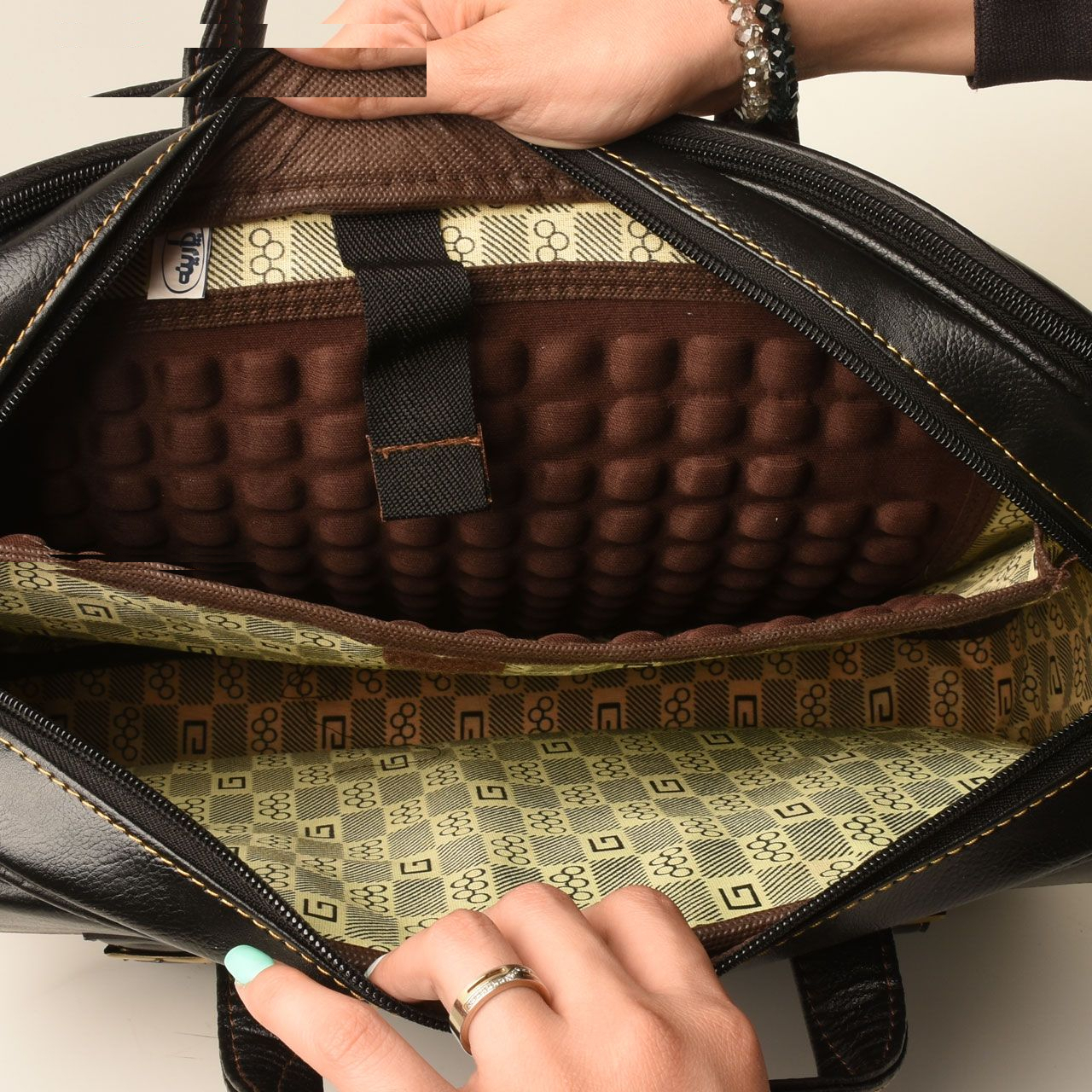 کیف اداری مردانه چرم مدل P257