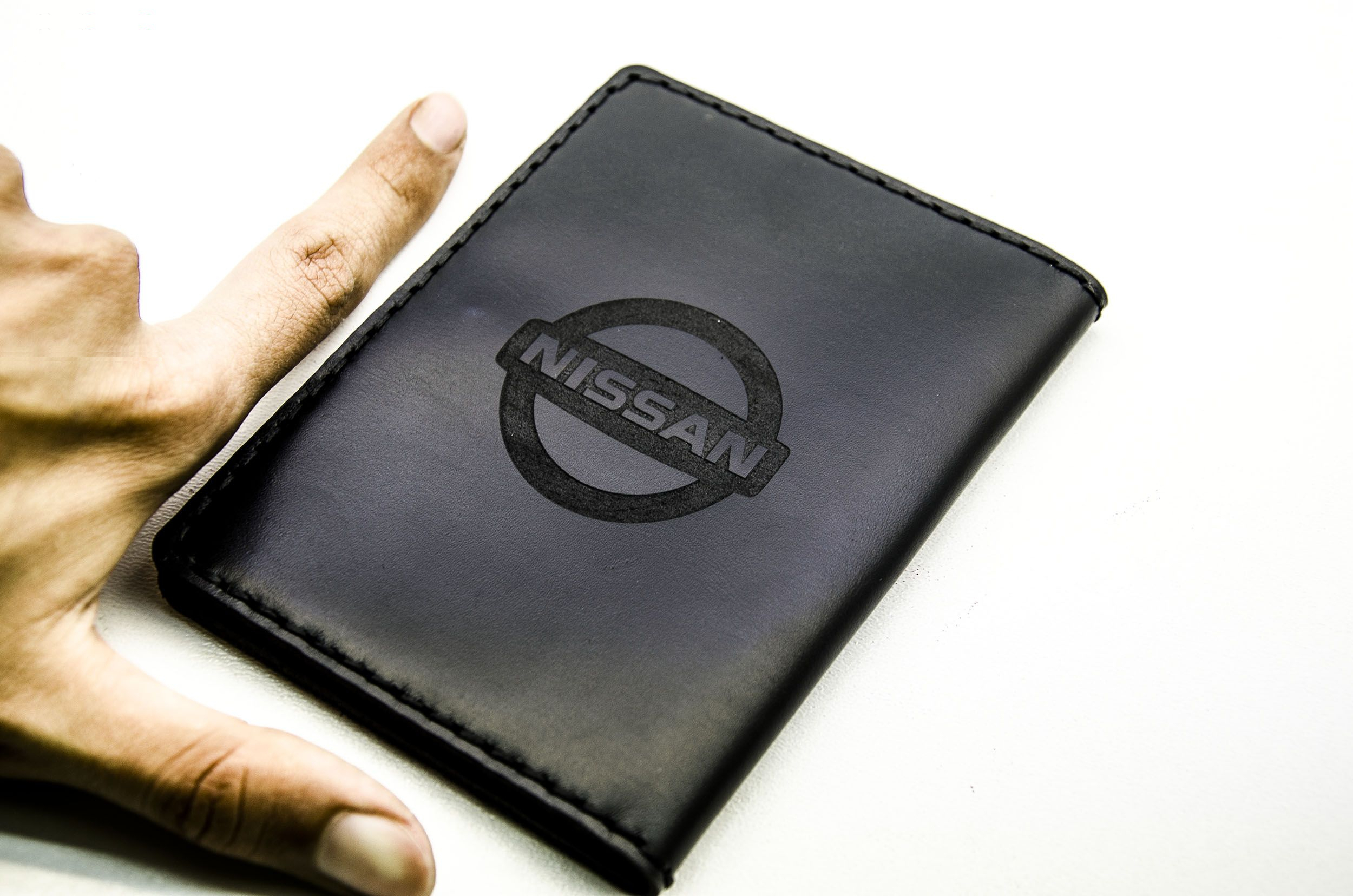 کیف مدارک مردانه چرمینه اسپرت طرح نیسان کد 43024-B