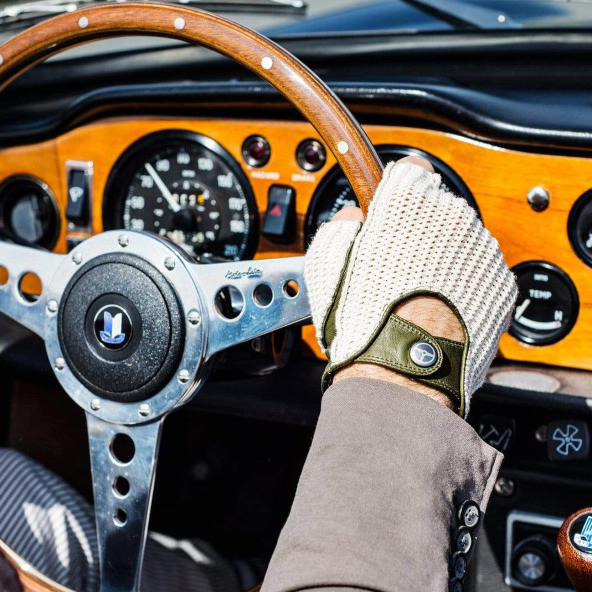 دستکش مدل نیمه چرم بافت کد G13