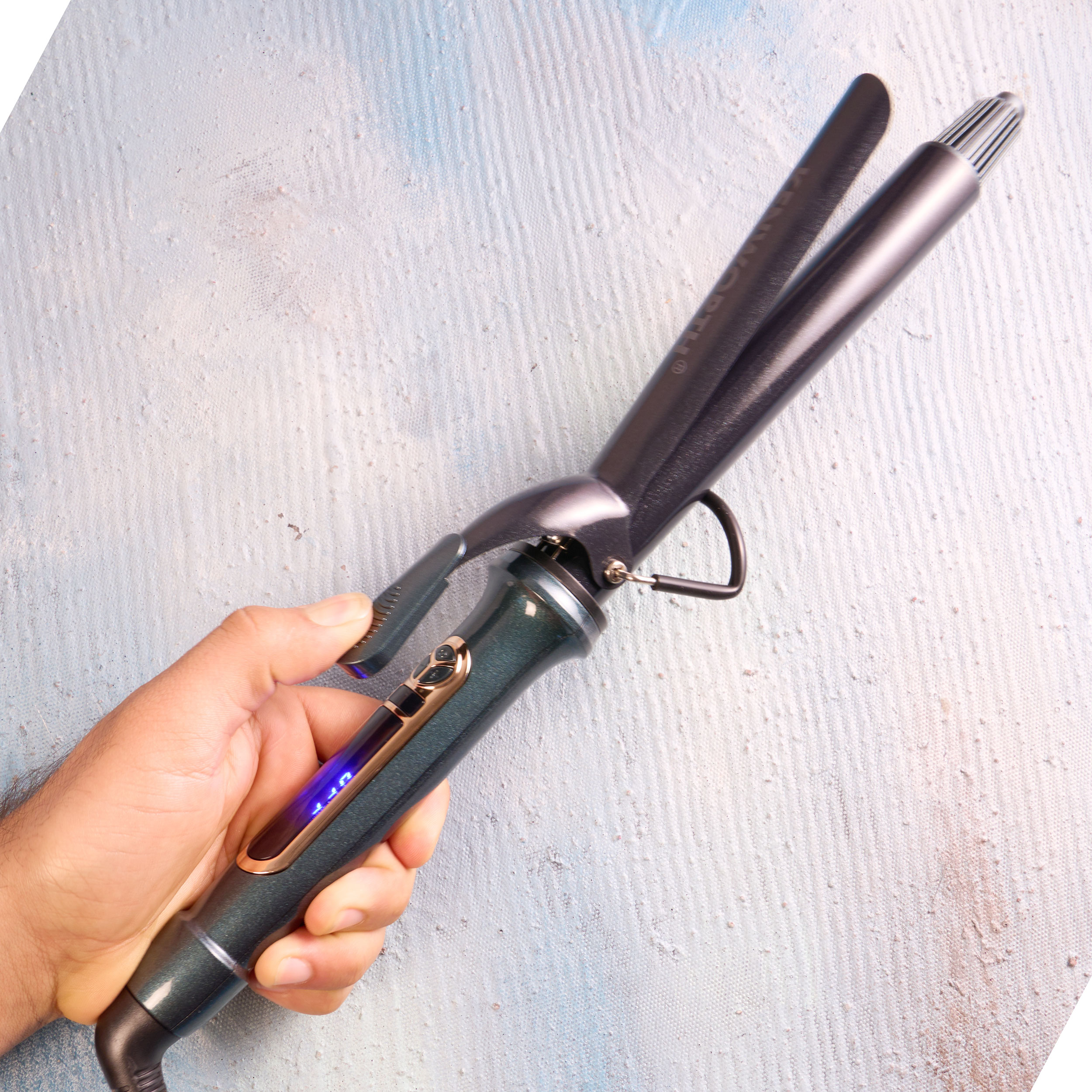 فر کننده و حالت دهنده مو کنورث مدل kw320