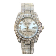 ساعت مچی عقربه ای  مدل فول نگین استون کد Av-Ro-10