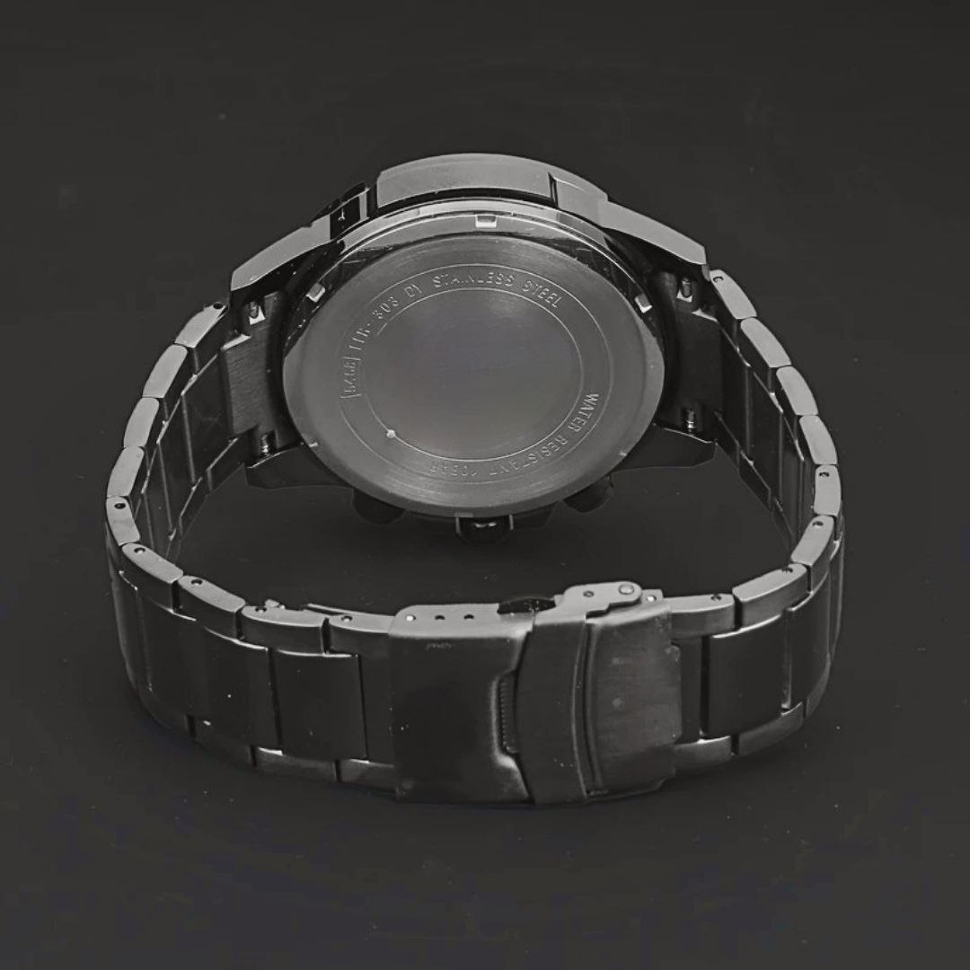 ساعت مچی عقربه‌ای کوارتز مردانه مدل سه موتور فعال کورنوگراف جهان نما کد m2