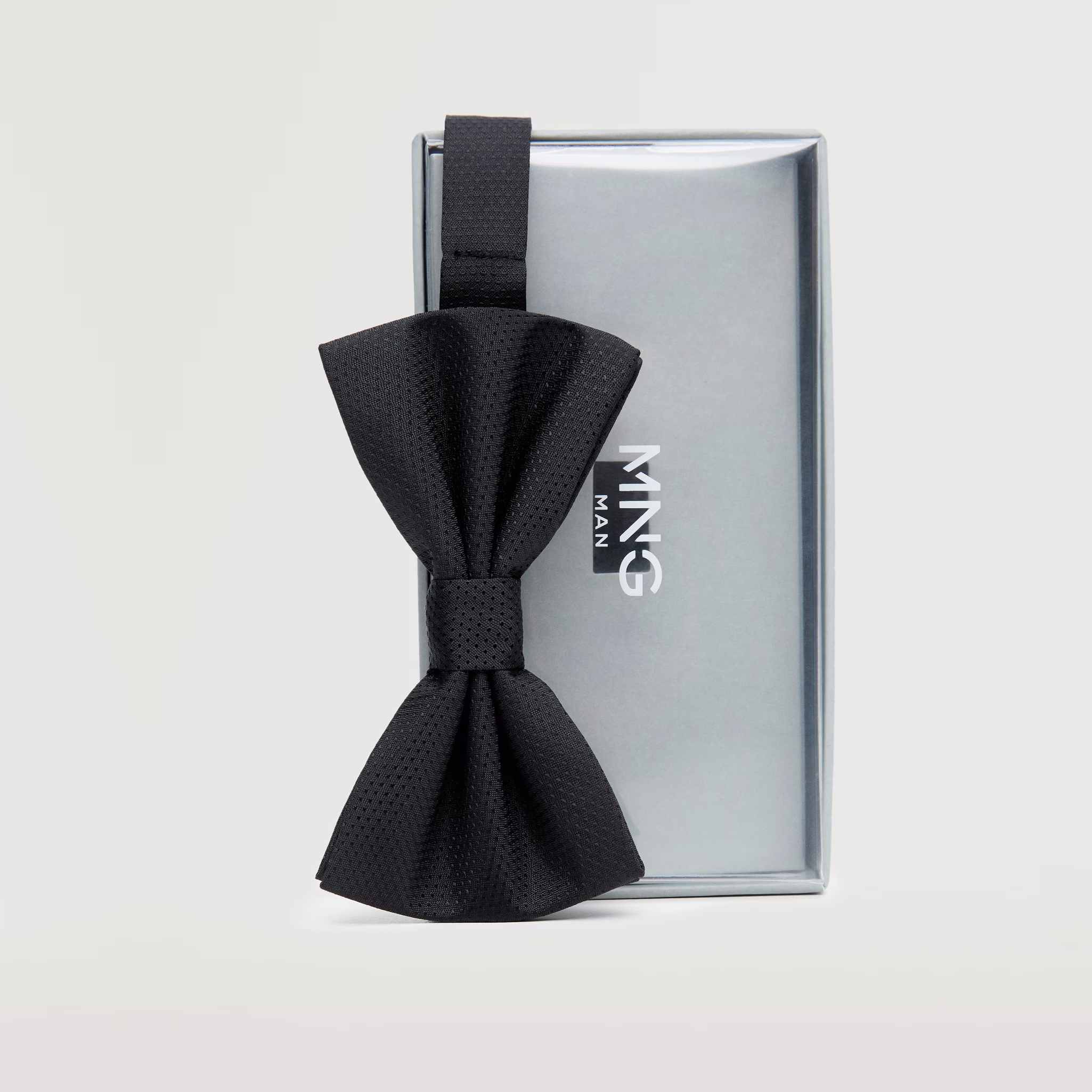 پاپیون مردانه مانگو مدل BK054BAS