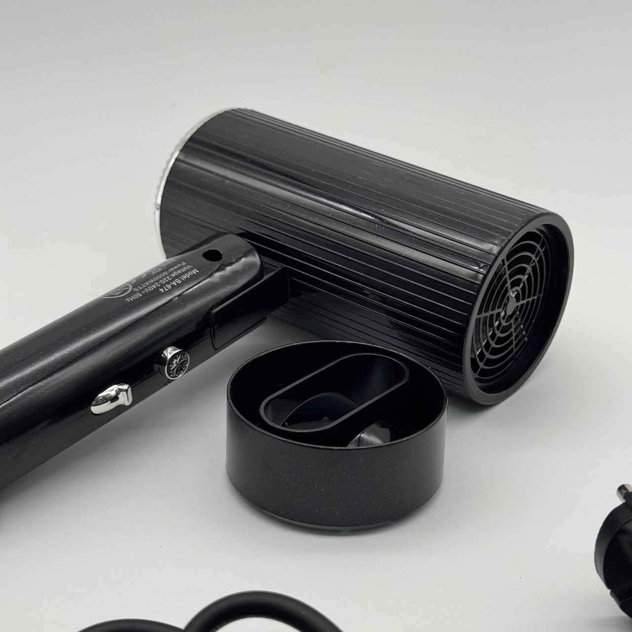 سشوار مسافرتی 6000 وات بیبیورس مدل BA-674