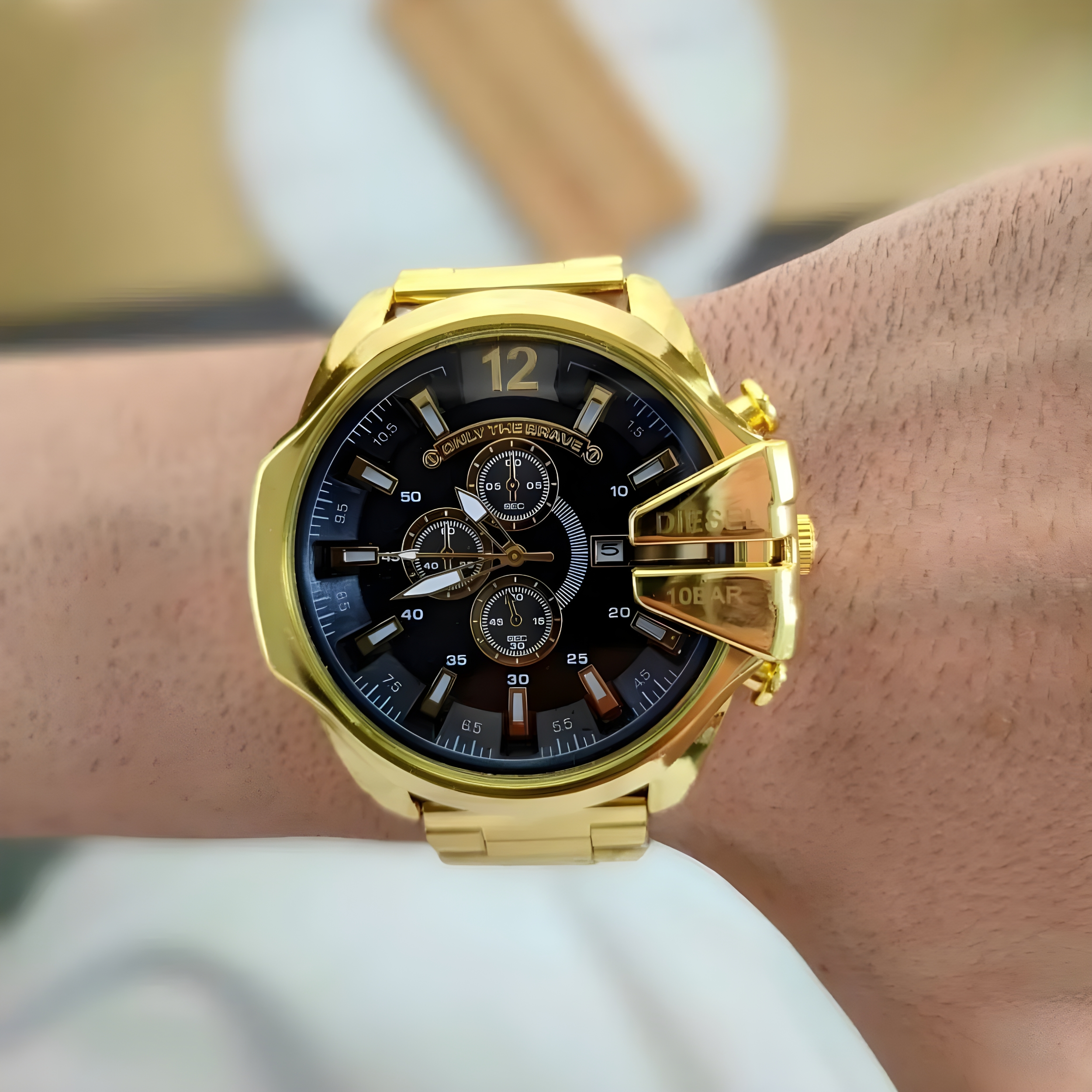 ساعت مچی عقربهای مردانه مدل اسپرت شاخدار کد Dzl 2