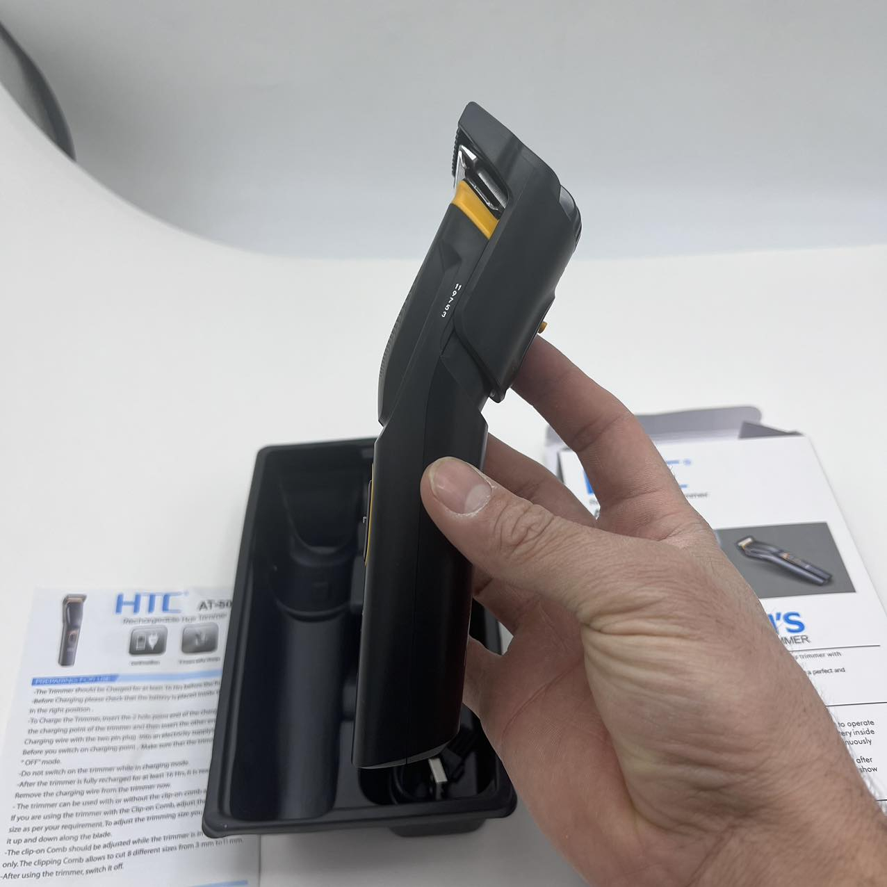 ماشین اصلاح موی سر و صورت اچ تی سی مدل AT-509