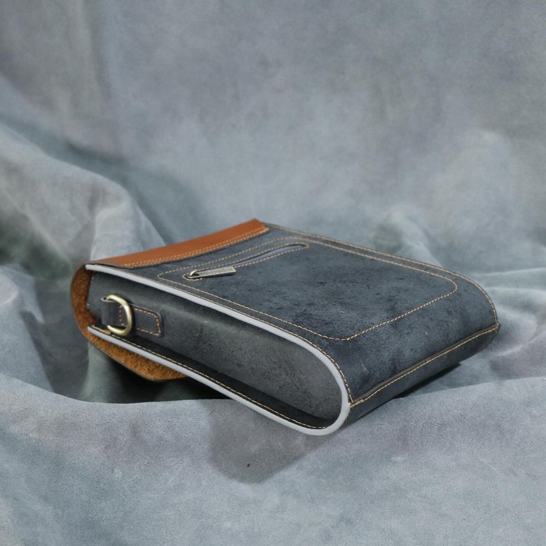 کیف دوشی چرم بارثاوا کد 1214