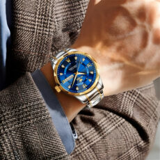 ساعت مچی عقربهای کوارتز مردانه اُ لِوز مدل لوکس کلاسیک دی دیت بند طرح تراش الماسی قفل مخفی کد ۲