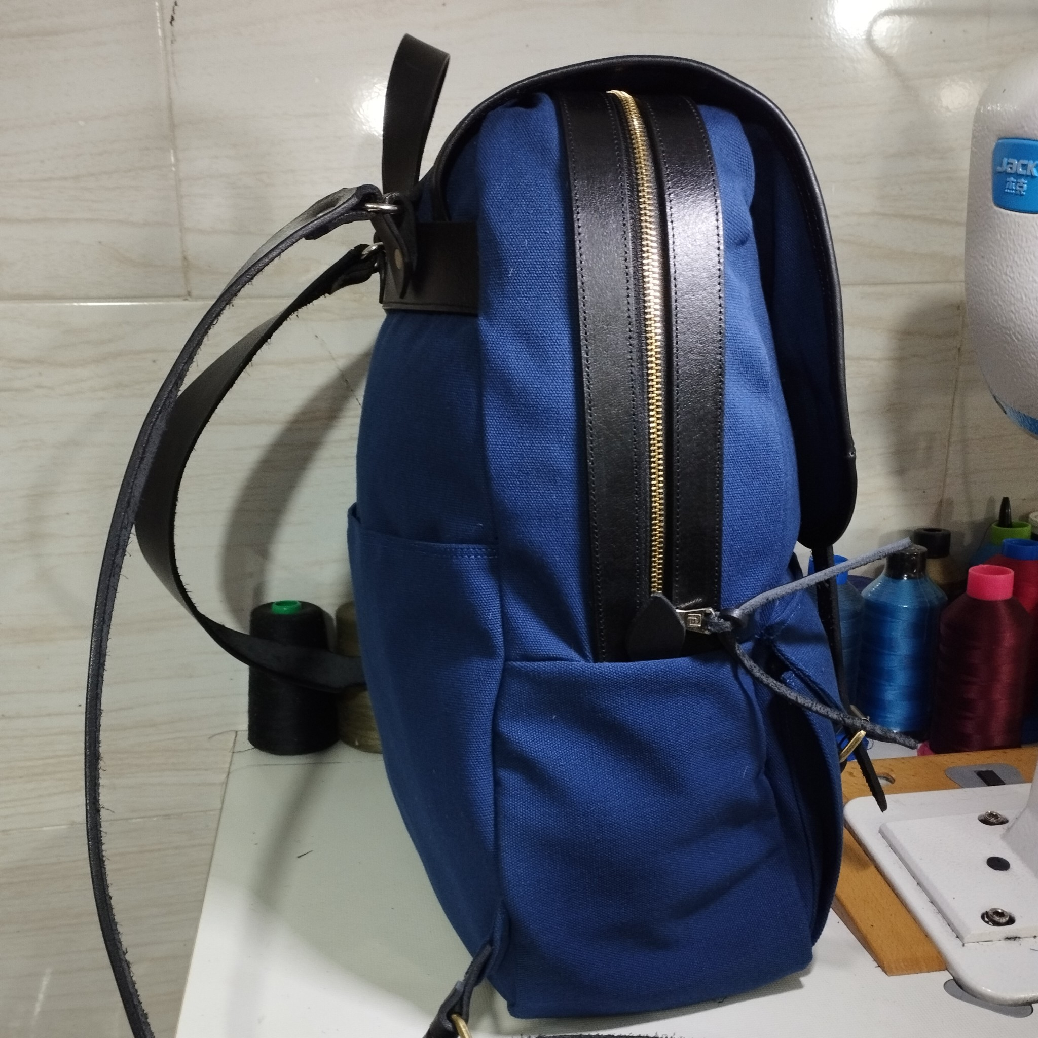 کوله پشتی مدل یلواستون کد Y02