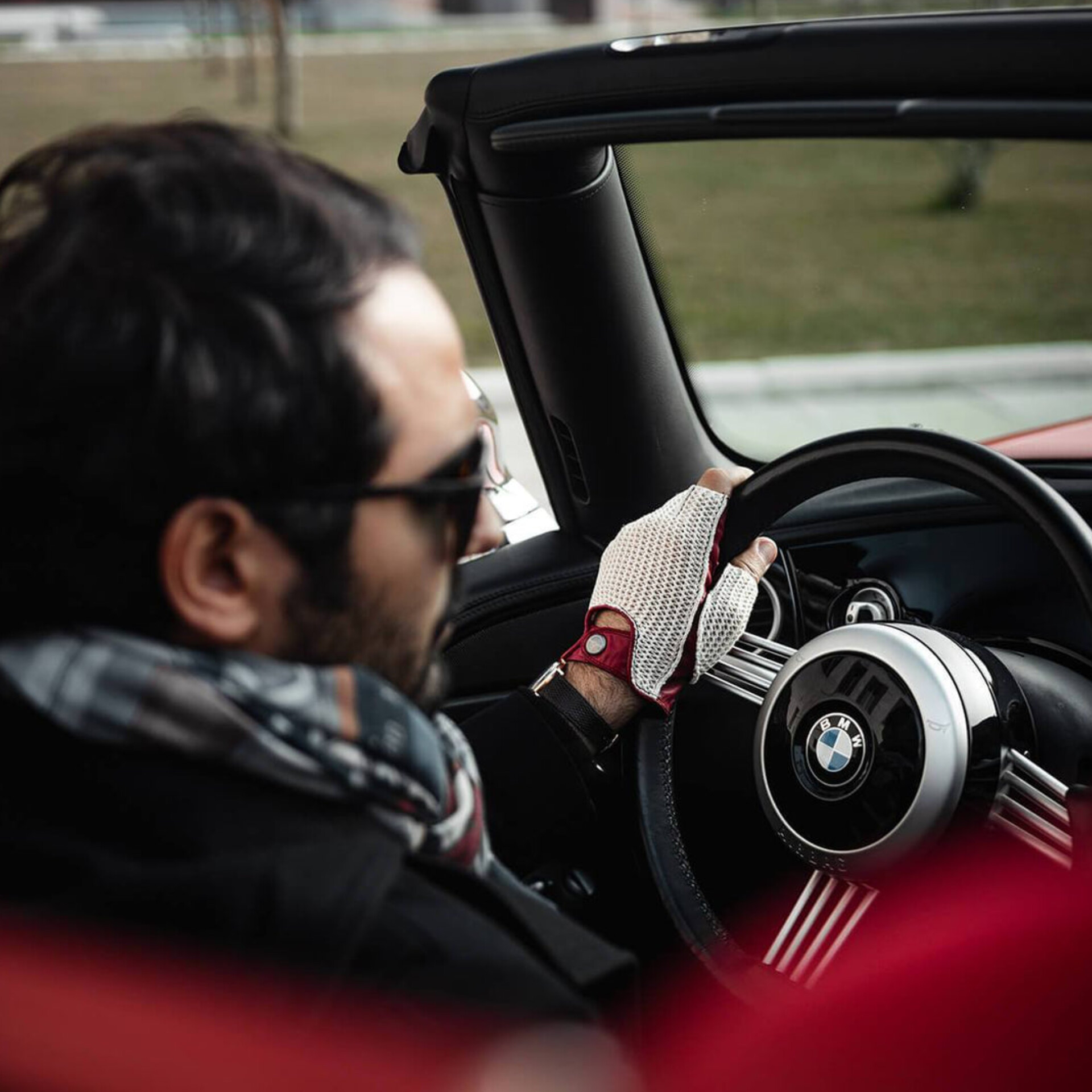 دستکش مدل نیمه بافت چرم G14