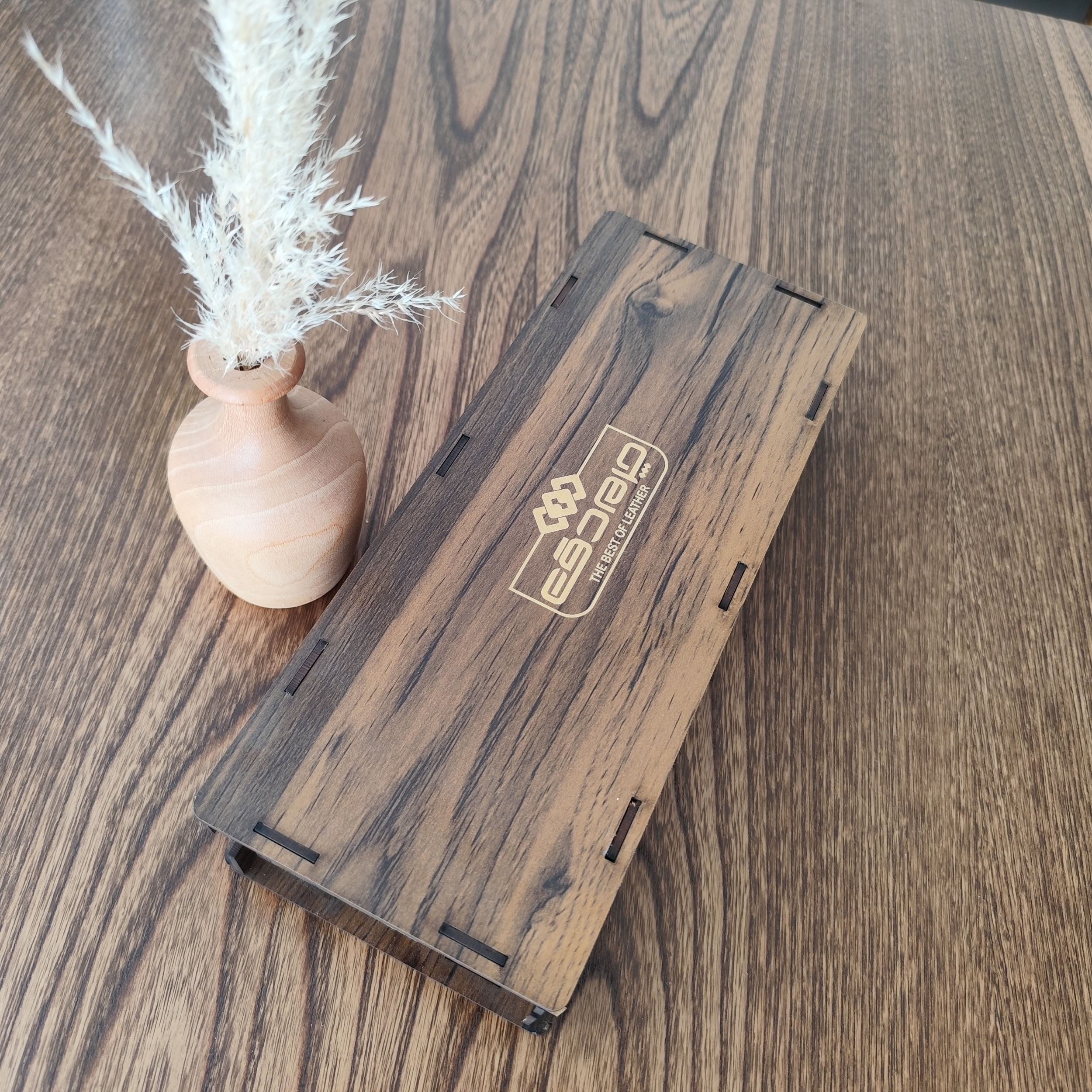 ست هدیه مردانه مدل چرم طبیعی بزی دقت Sch-t2