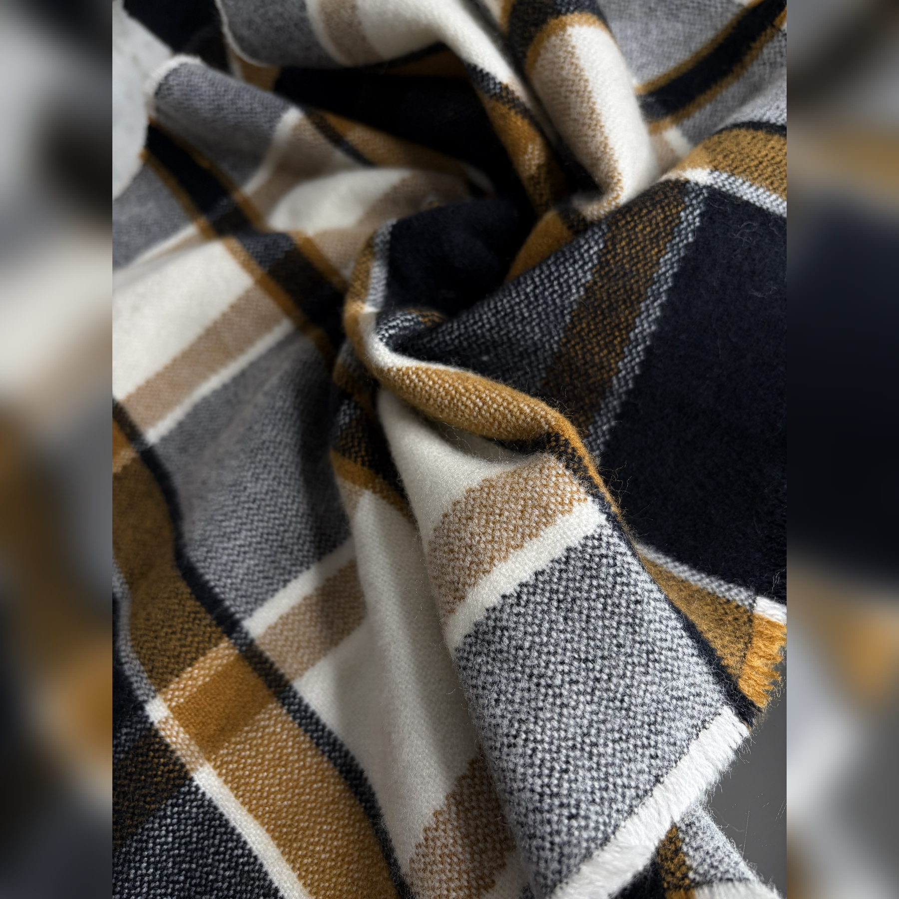 شال گردن مردانه ال سی وایکیکی مدل اکریلیک LW 253