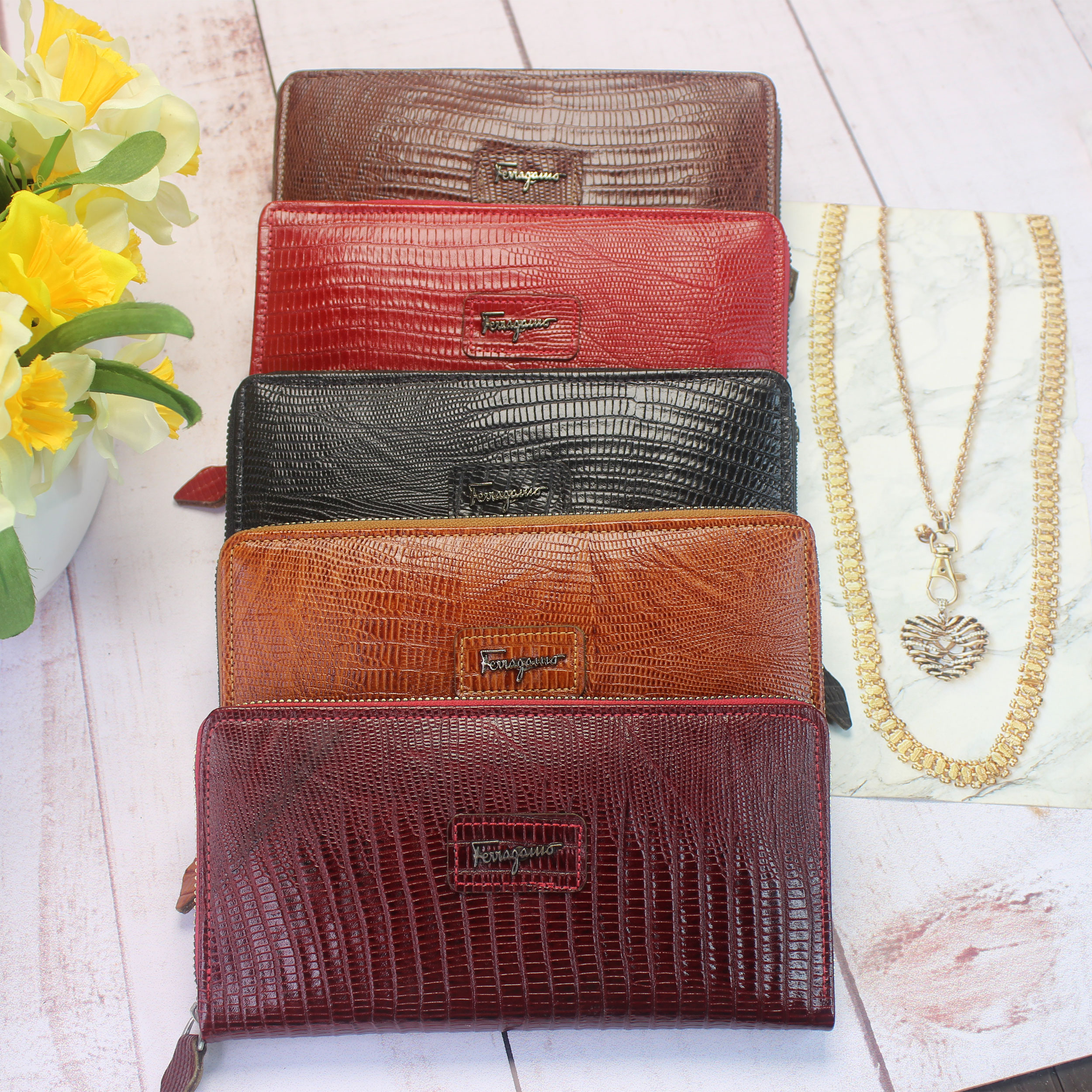 کیف پول مدل چرم طبیعی کد KZD-0147