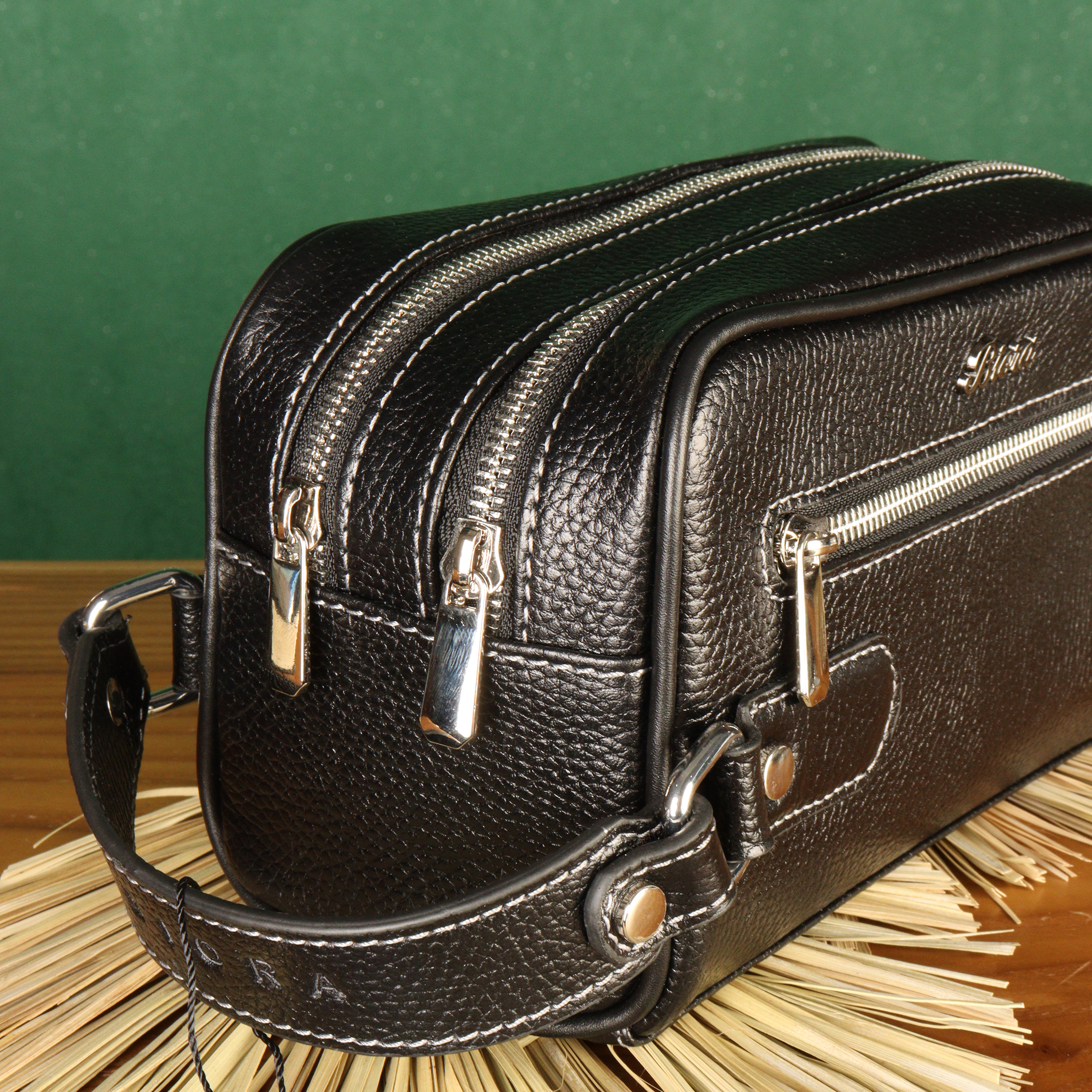 کیف دستی مردانه بیورا مدل shz045