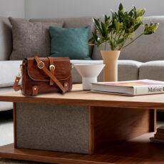 کیف دوشی زنانه مدل چرم طبیعی کد FTH134C