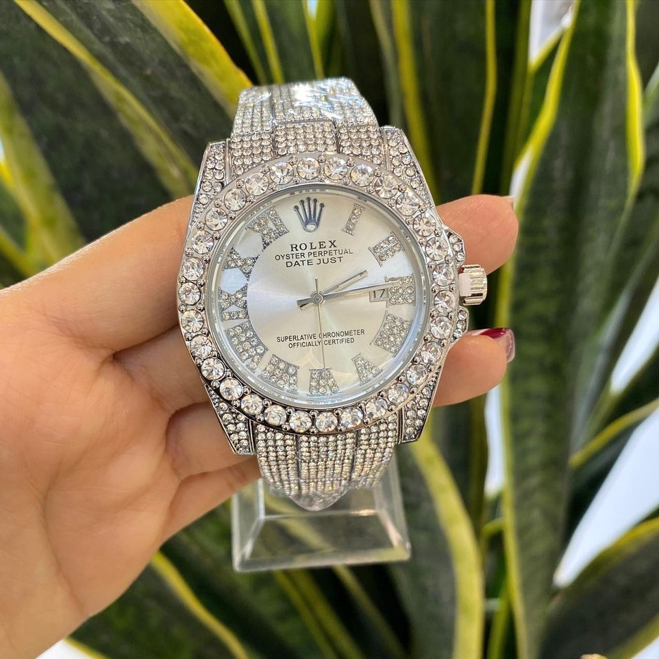 ساعت مچی عقربه ای مدل فول نگین استون کد Av-Ro-10