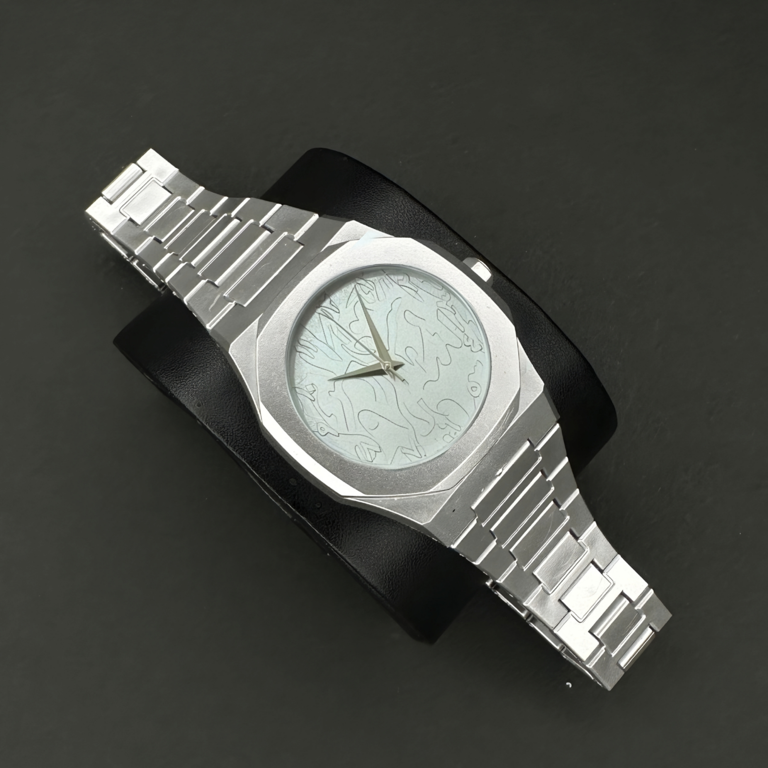 ساعت مچی عقربه‌ای کوارتز مردانه مدل اسپرت بند قفل مخفی کد 1.5