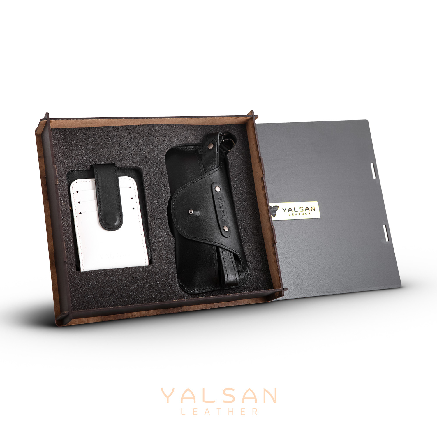 ست هدیه چرم یلسان مدل ایشا کد 198-01-NVD-GN
