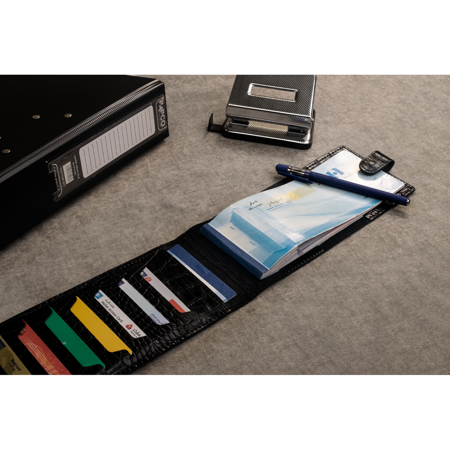 کیف دسته چک چرم عطارد مدل K19