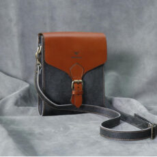 کیف دوشی چرم بارثاوا کد 1214