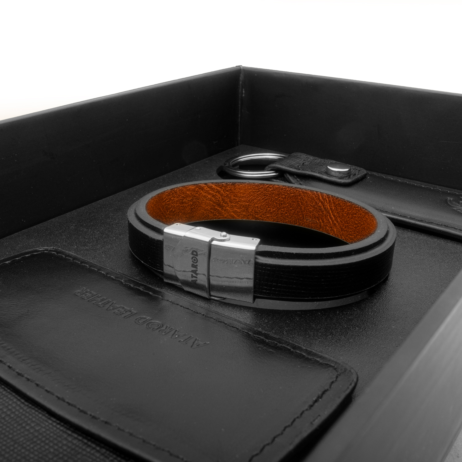 ست هدیه مردانه چرم عطارد مدل چرم طبیعی کد A92