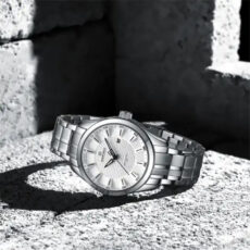 ساعت مچی عقربهای کوارتز مردانه نیوی فورس مدل تقویم دار تمام استیل کد WS-1