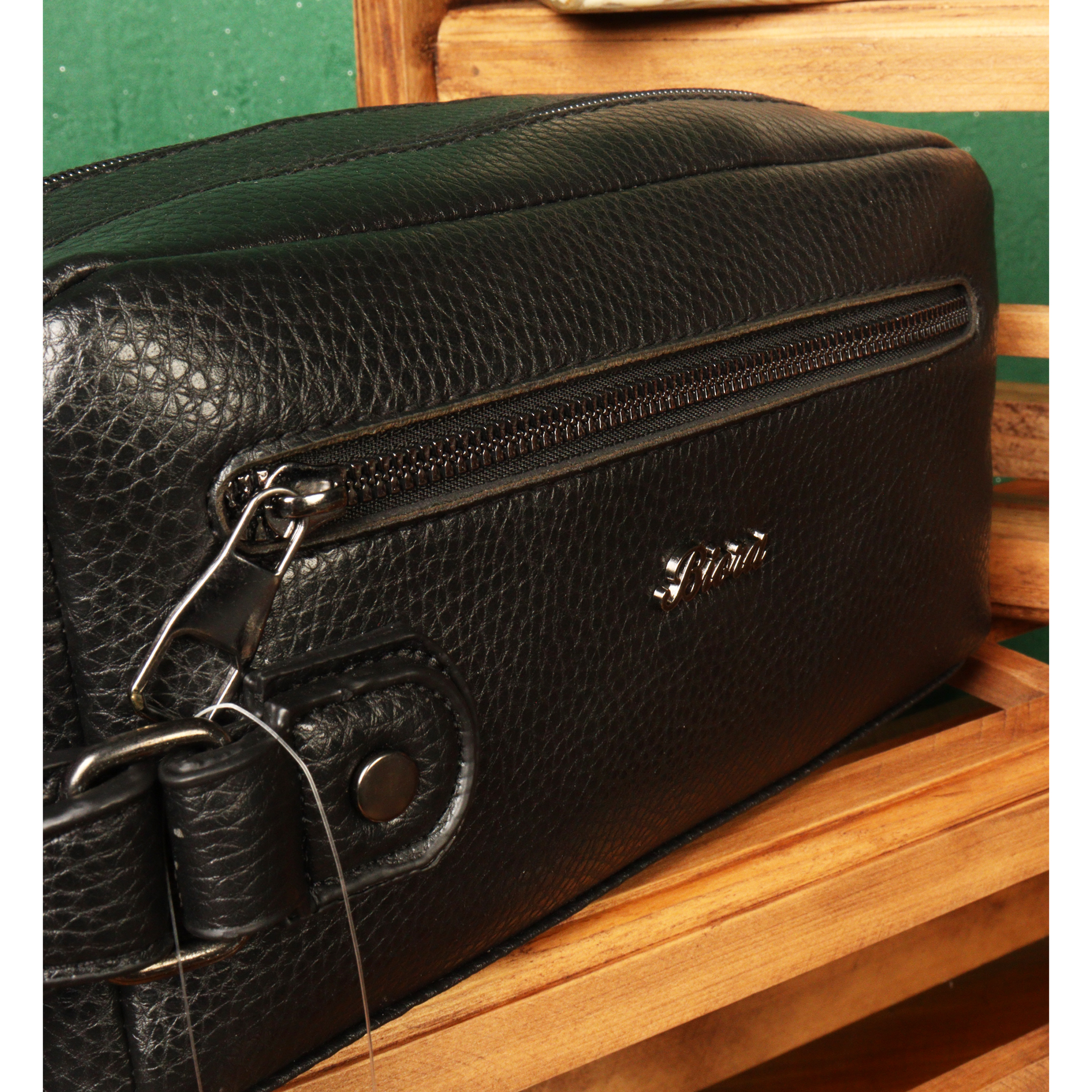 کیف دستی مردانه بیورا مدل shz02