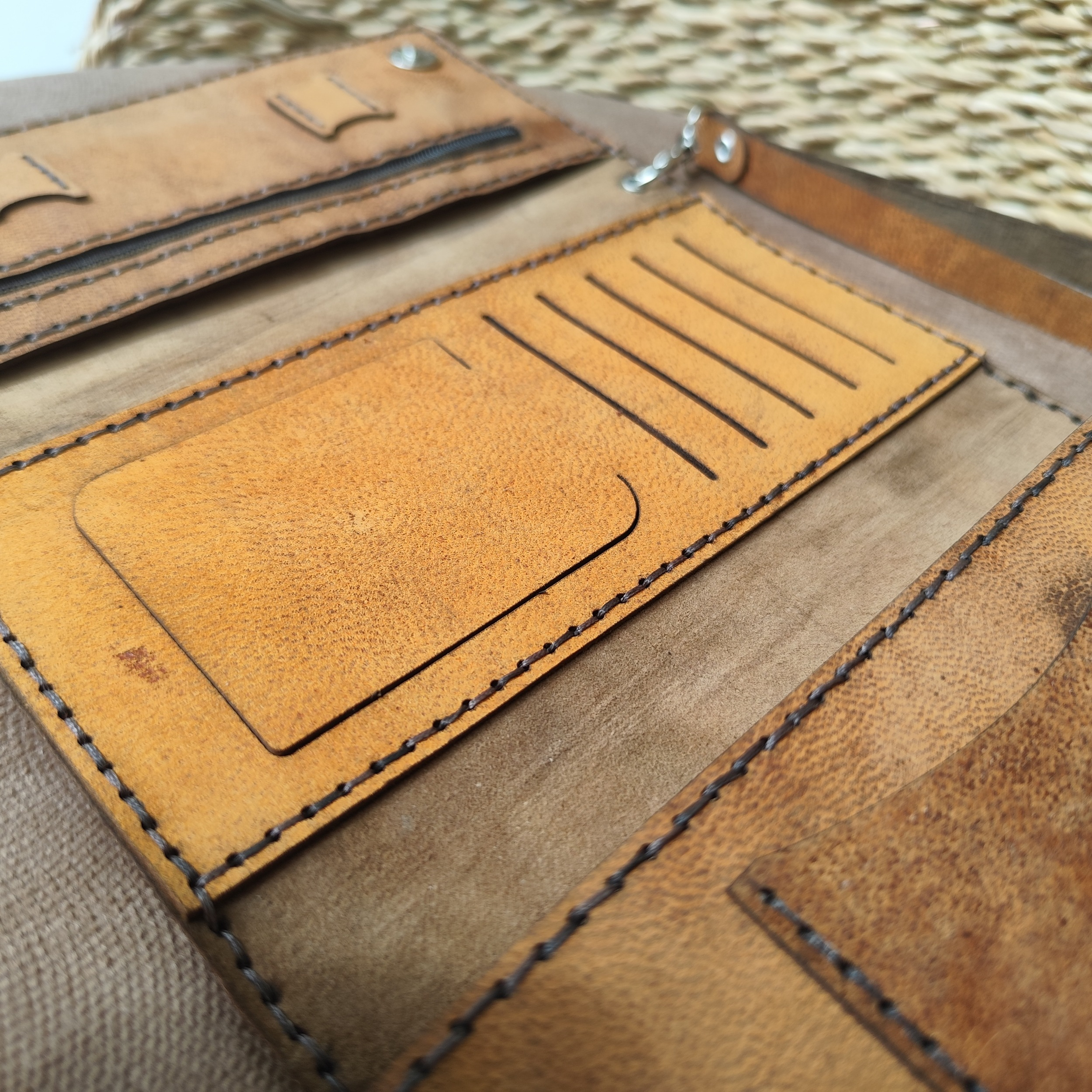 کیف پول مدل چرم طبیعی بزی Toranj-10