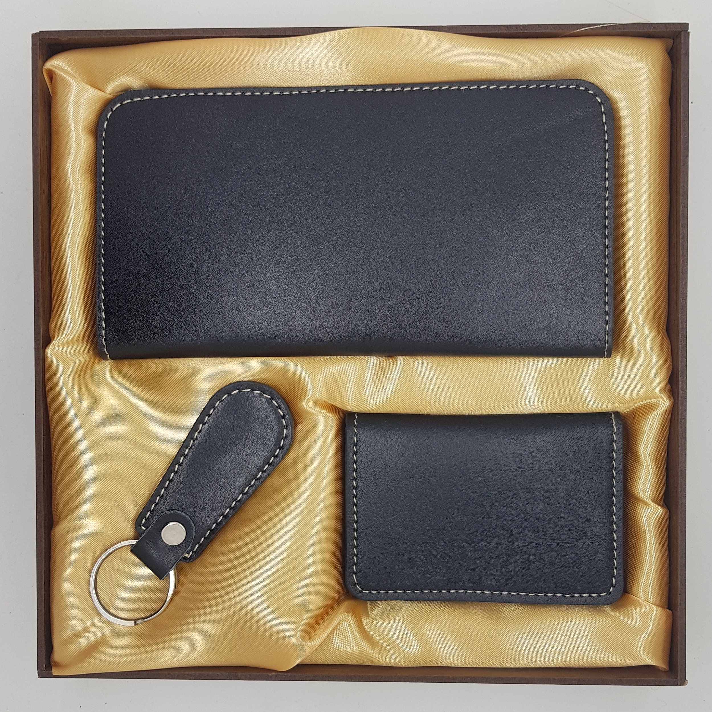 ست هدیه چرم دیاکو مدل s258