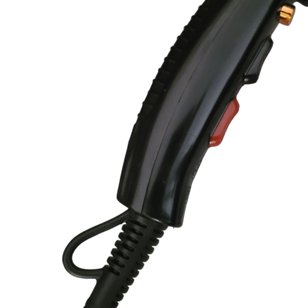 سشوار حرفه‌ای مدل M9000w، موتور AC با توان مصرفی 9000 وات، دارای قابلیت تعویض سری، باد سرد و فناوری تولید یون، طراحی ارگونومیک، با حالت حجم‌دهنده، وزن 550 گرم، تنظیم حرارت 3 حالته و کنترل سرعت 2 حالته، به همراه 1 عدد سری متمرکزکننده پهن
