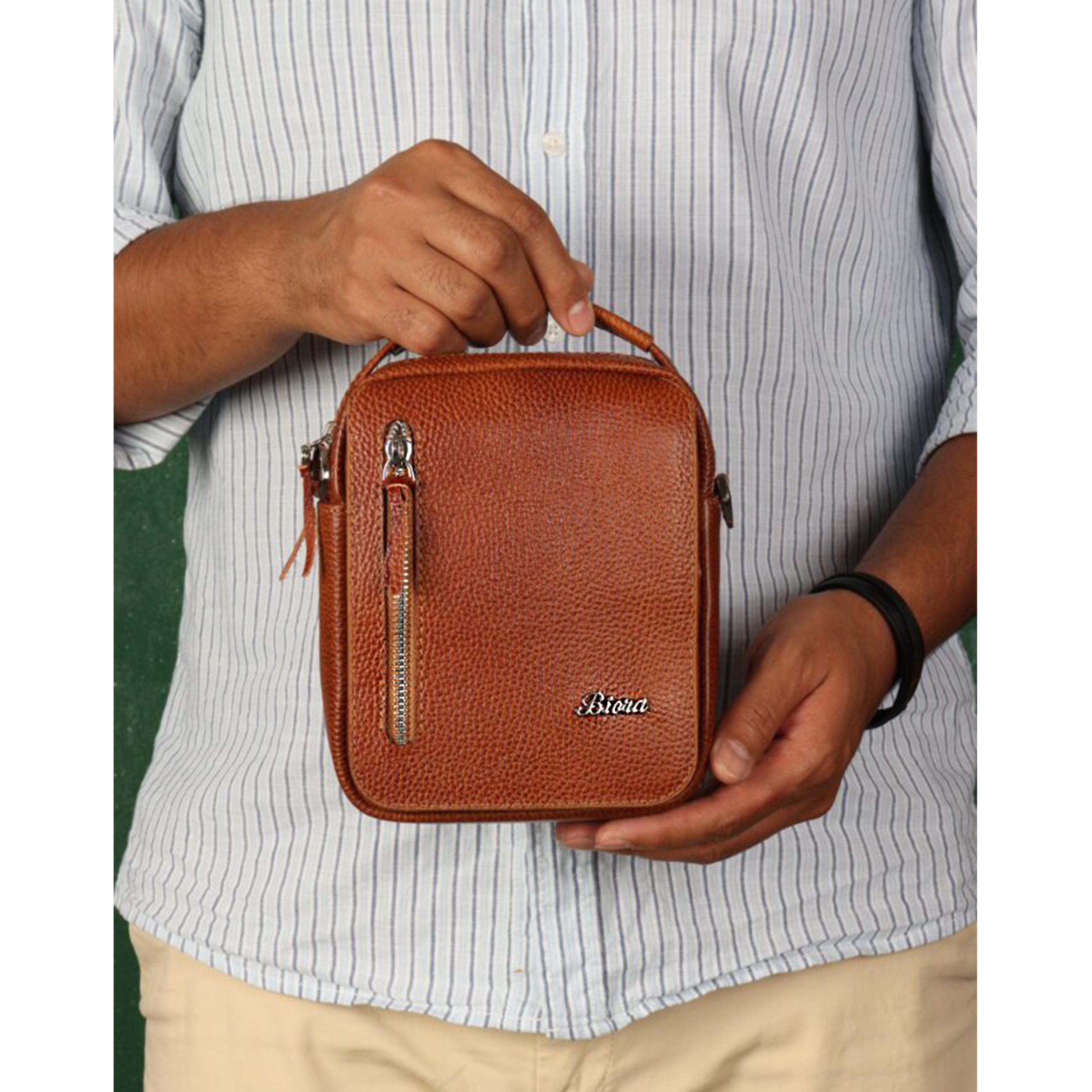 کیف دوشی مردانه بیورا مدل چرم طبیعی کد dbb63