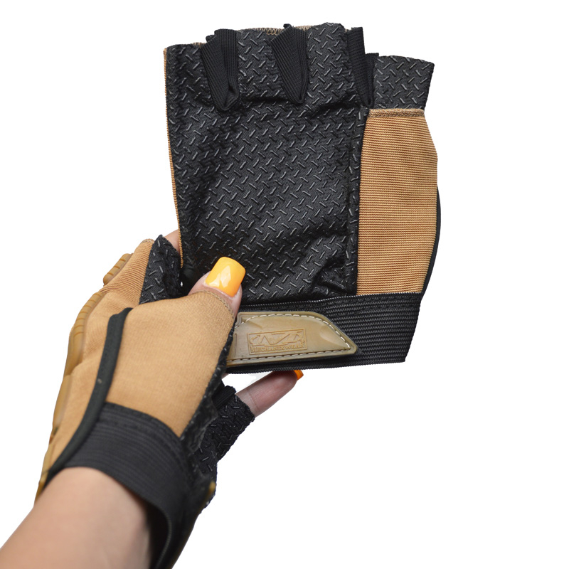 دستکش ورزشی مدل GS-253586