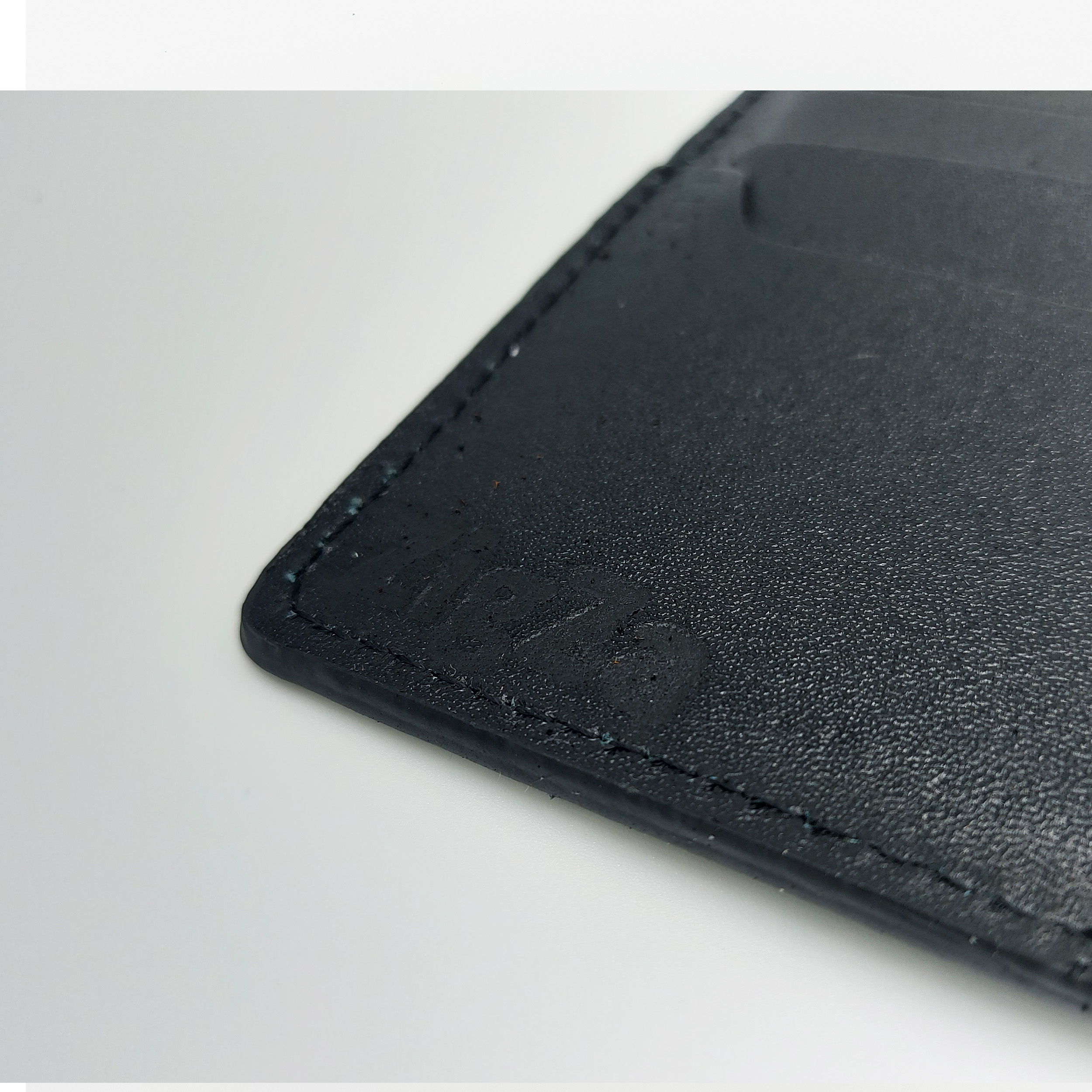 کیف پول مردانه زیگزا مدل چرم طبیعی A01