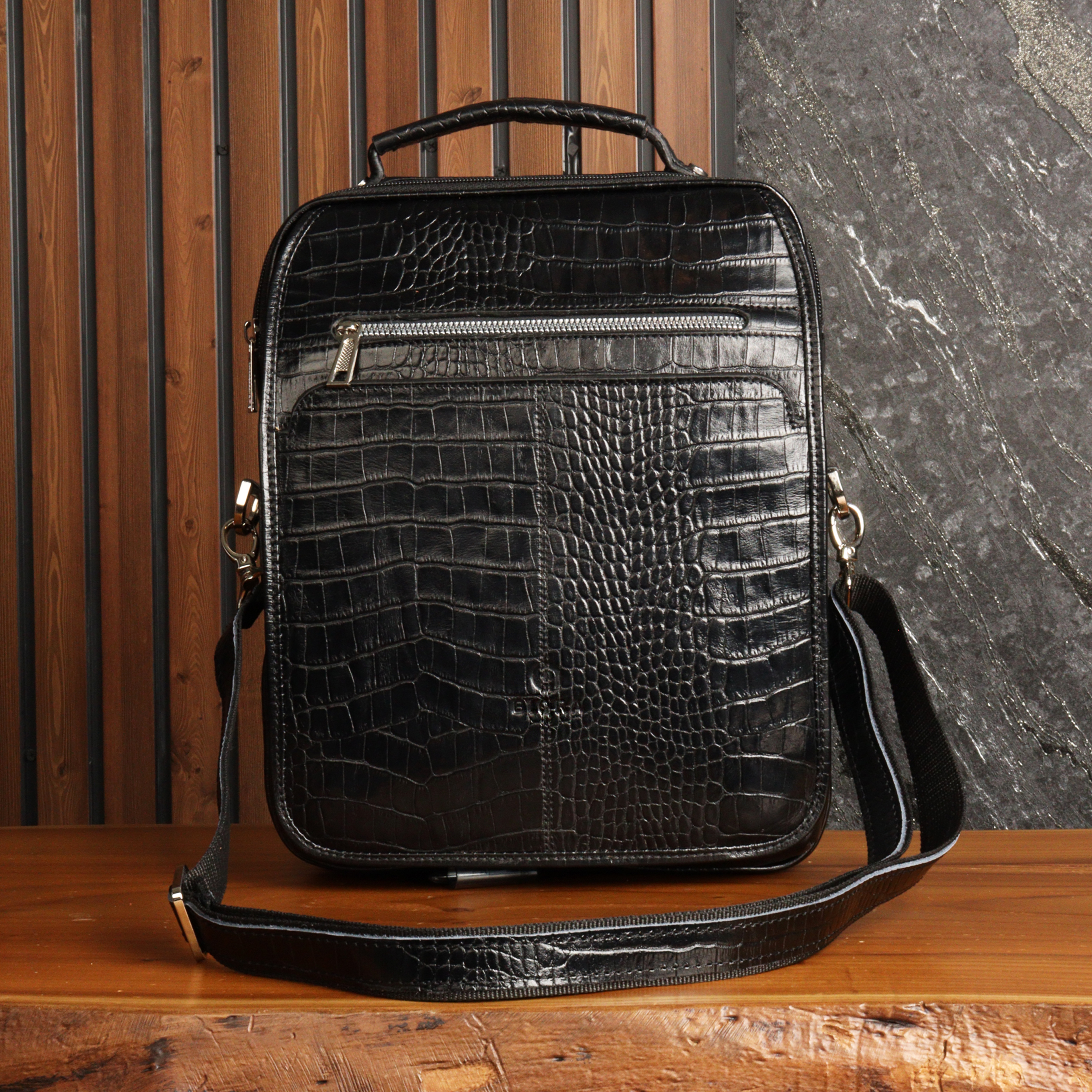 کیف رودوشی مردانه بیورا مدل چرم طبیعی کد eez55